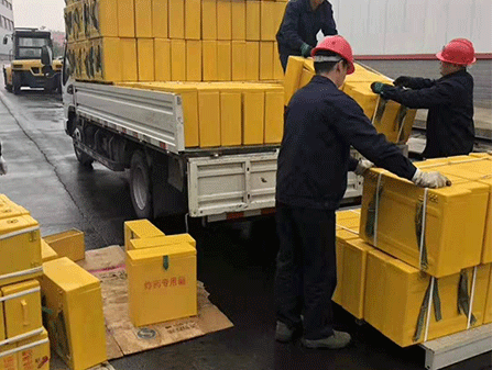 玻璃钢雷管箱、炸药柜