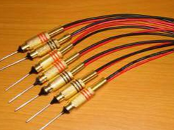 导爆管击发针：非电起爆系统的安全之匙与效率